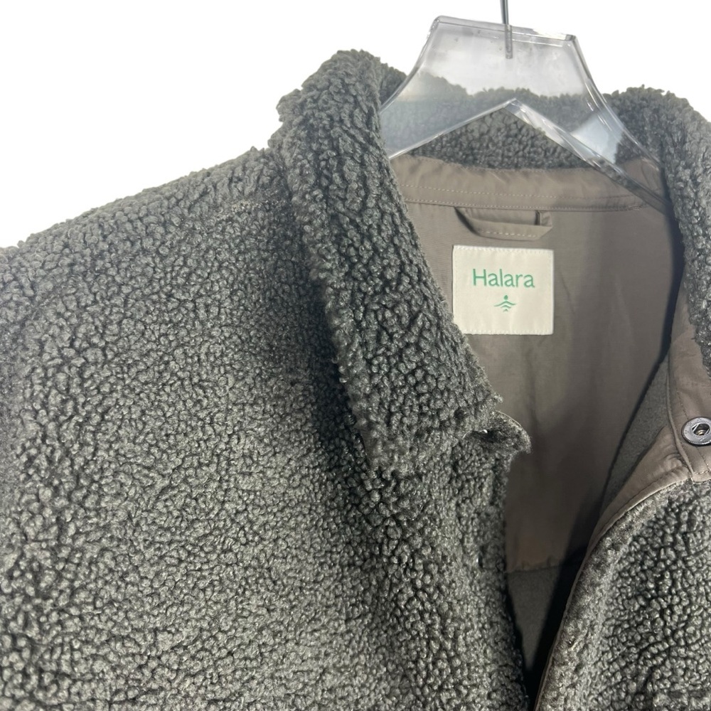 Halara Collared Snap Down Chest Pocket Sherpa Jac… - image 3